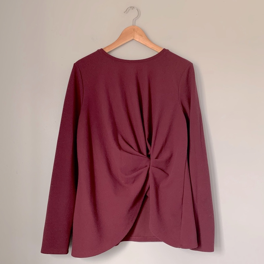 Halogen Cinched Twist Detail Long Sleeve burgundy top